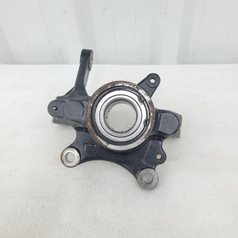 front steering knuckle, left hand Offre Spéciale